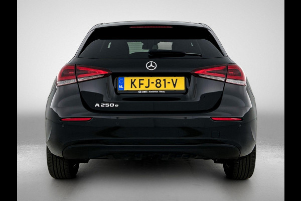 Mercedes-Benz A-Klasse 250 e Plug-In Hybrid CAMERA | CARPLAY & NAVI | LEER