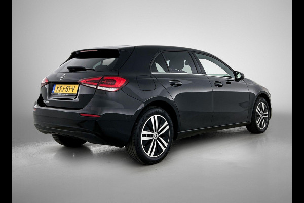 Mercedes-Benz A-Klasse 250 e Plug-In Hybrid CAMERA | CARPLAY & NAVI | LEER