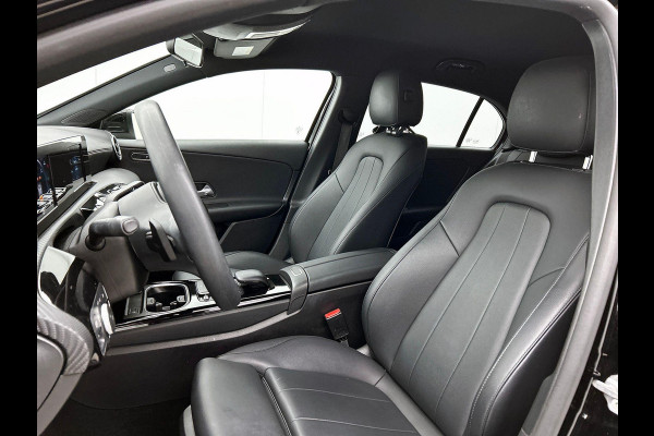 Mercedes-Benz A-Klasse 250 e Plug-In Hybrid CAMERA | CARPLAY & NAVI | LEER