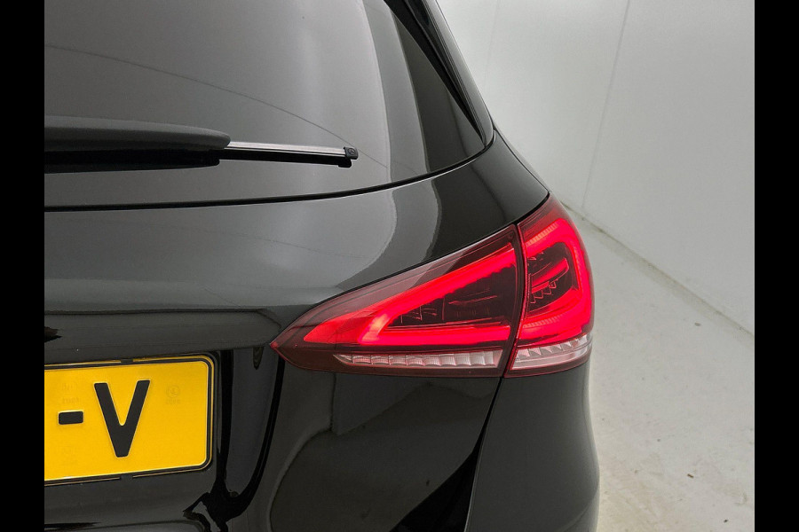 Mercedes-Benz A-Klasse 250 e Plug-In Hybrid CAMERA | CARPLAY & NAVI | LEER