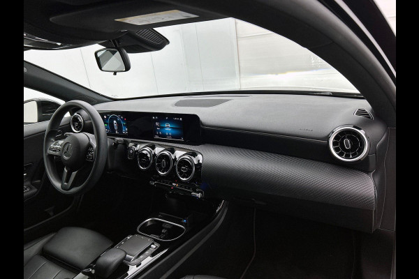 Mercedes-Benz A-Klasse 250 e Plug-In Hybrid CAMERA | CARPLAY & NAVI | LEER