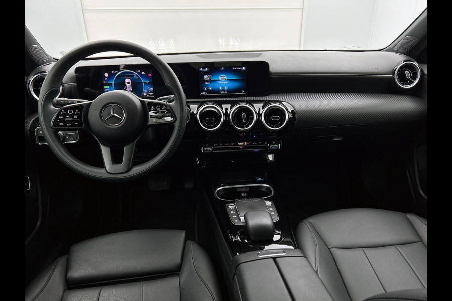 Mercedes-Benz A-Klasse 250 e Plug-In Hybrid CAMERA | CARPLAY & NAVI | LEER