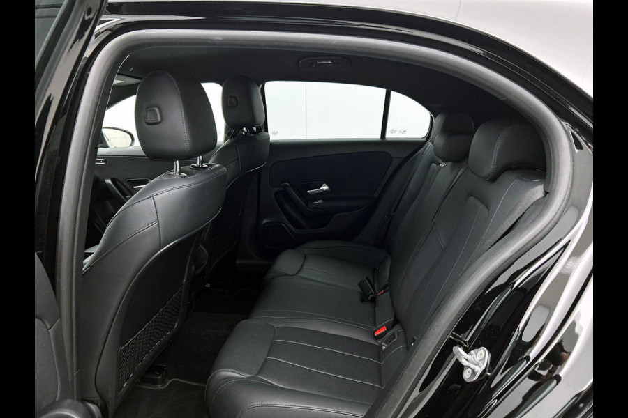 Mercedes-Benz A-Klasse 250 e Plug-In Hybrid CAMERA | CARPLAY & NAVI | LEER