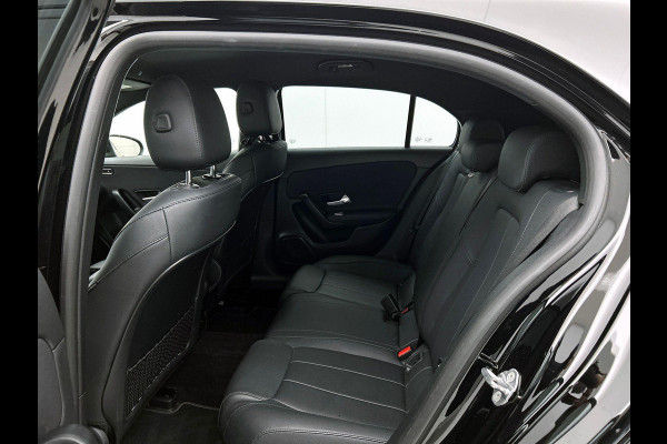 Mercedes-Benz A-Klasse 250 e Plug-In Hybrid CAMERA | CARPLAY & NAVI | LEER