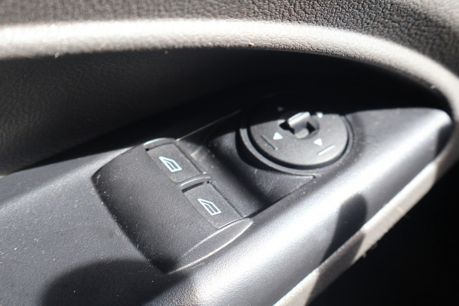 Ford Transit Connect 1.5 EcoBlue L2 Airco 100pk