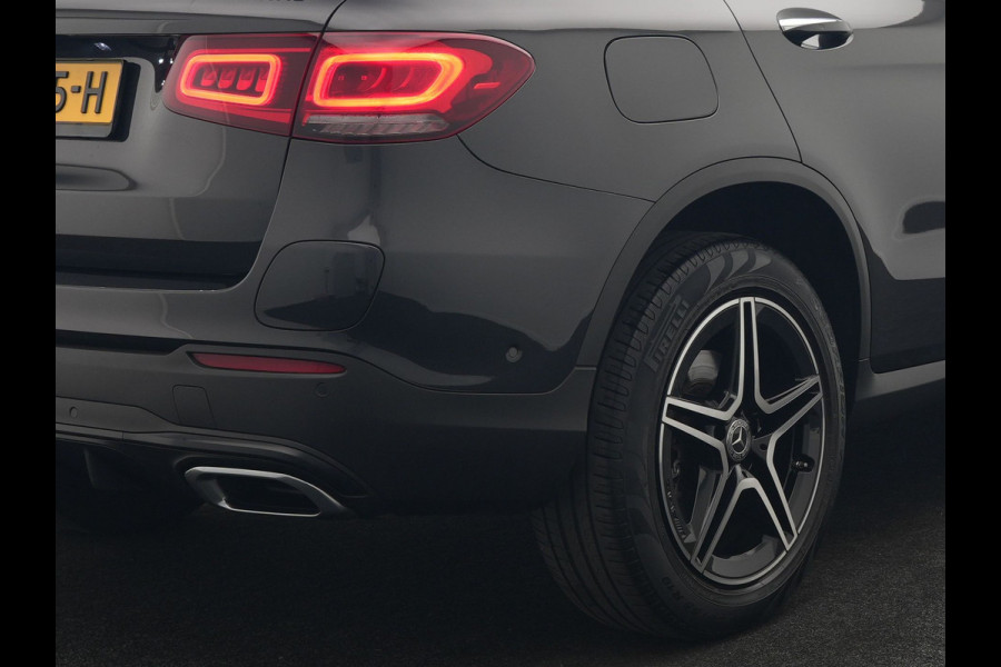 Mercedes-Benz GLC 300e 4MATIC Premium Plus PHEV 320pk Dealer O.H | Panodak | Adaptive Cruise | Sportstoelen Memory | Burmester | AMG Exterieur | Head Up | Camera | Keyless |