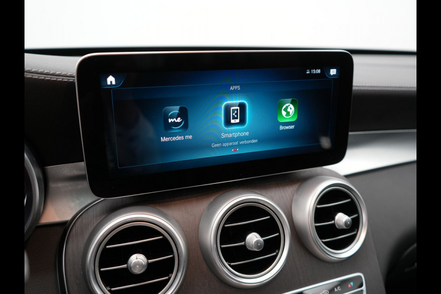 Mercedes-Benz GLC 300e 4MATIC Premium Plus PHEV 320pk Dealer O.H | Panodak | Adaptive Cruise | Sportstoelen Memory | Burmester | AMG Exterieur | Head Up | Camera | Keyless |