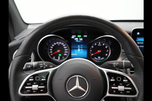 Mercedes-Benz GLC 300e 4MATIC Premium Plus PHEV 320pk Dealer O.H | Panodak | Adaptive Cruise | Sportstoelen Memory | Burmester | AMG Exterieur | Head Up | Camera | Keyless |