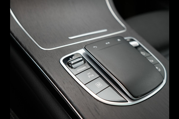 Mercedes-Benz GLC 300e 4MATIC Premium Plus PHEV 320pk Dealer O.H | Panodak | Adaptive Cruise | Sportstoelen Memory | Burmester | AMG Exterieur | Head Up | Camera | Keyless |