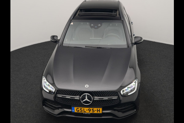 Mercedes-Benz GLC 300e 4MATIC Premium Plus PHEV 320pk Dealer O.H | Panodak | Adaptive Cruise | Sportstoelen Memory | Burmester | AMG Exterieur | Head Up | Camera | Keyless |