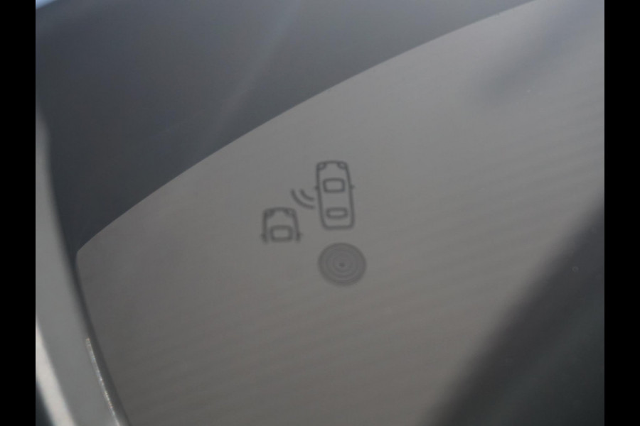 Peugeot 2008 1.2 Hybrid 136 GT 360 Camera | All seasonbanden