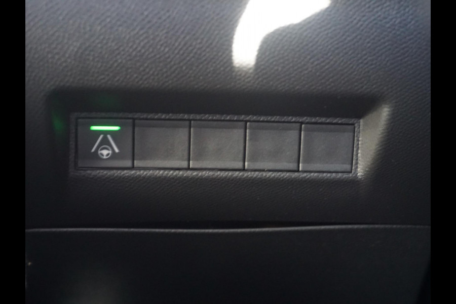 Peugeot 2008 1.2 Hybrid 136 GT 360 Camera | All seasonbanden