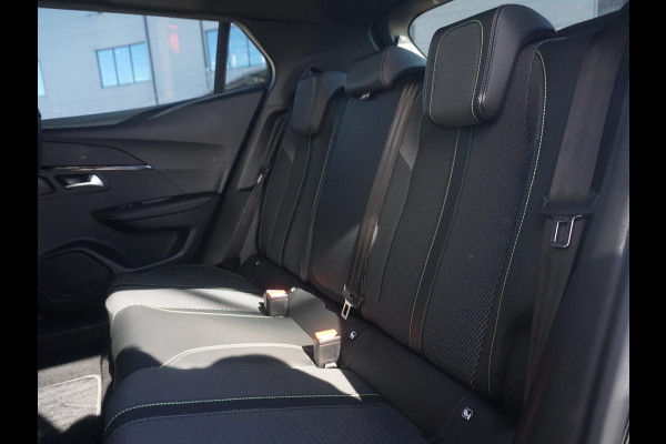 Peugeot 2008 1.2 Hybrid 136 GT 360 Camera | All seasonbanden