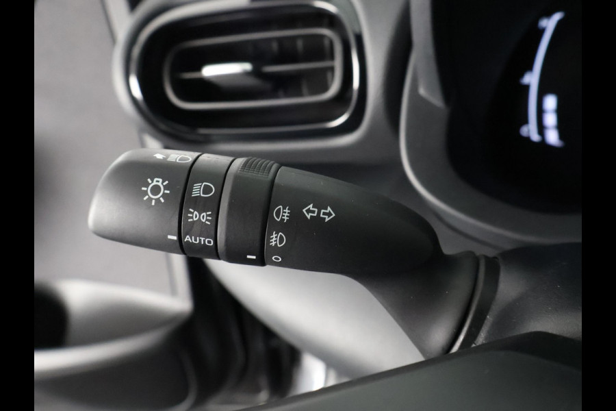 Toyota Yaris Cross 1.5 HYBRID DYNAMIC GARANTIE TOT 2035! . STUUR & STOELVERWARMING . ACHTERUITRIJ CAMERA