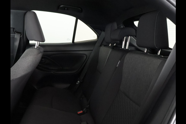 Toyota Yaris Cross 1.5 HYBRID DYNAMIC GARANTIE TOT 2035! . STUUR & STOELVERWARMING . ACHTERUITRIJ CAMERA