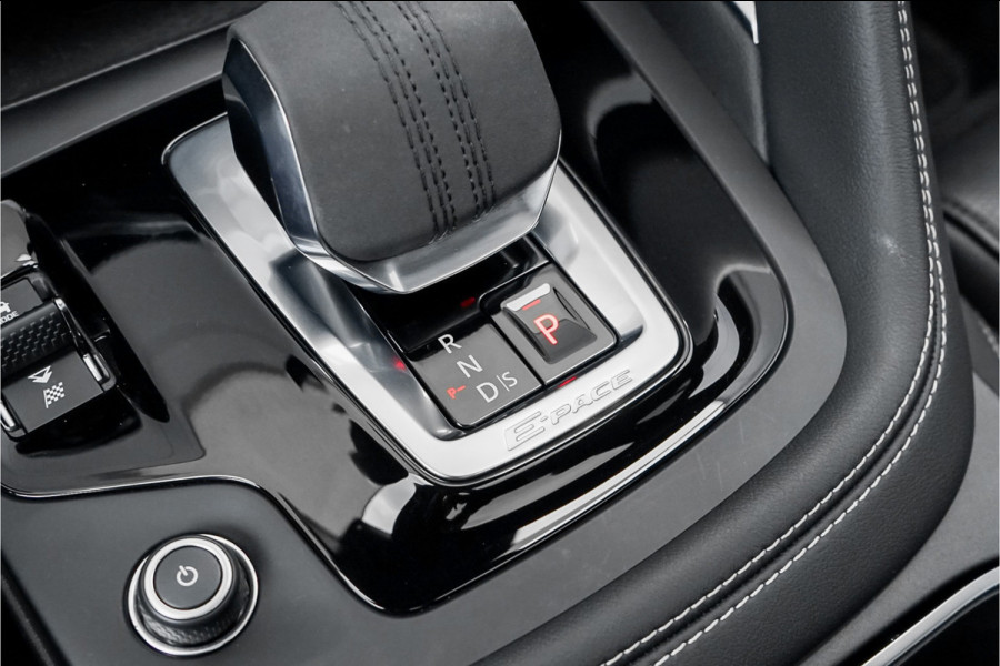 Jaguar E-Pace 1.5 P300e AWD R-Dynamic Pano CarPlay Leer