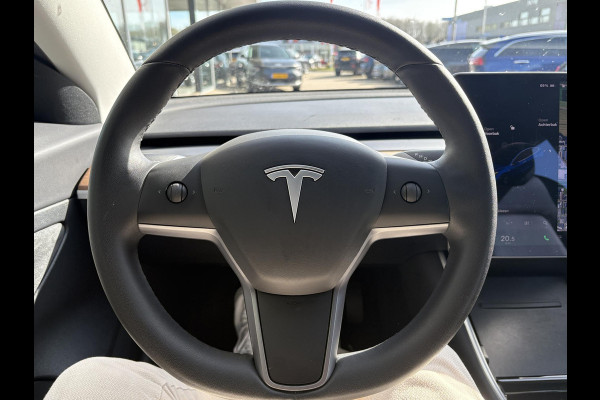 Tesla Model 3 Standard RWD Plus 60 kWh | Autopilot | Panoramadak | Stoelverwarming | BTW AUTO |