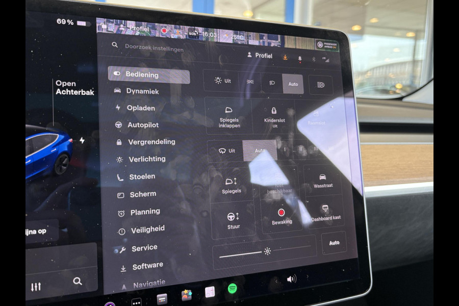 Tesla Model 3 Standard RWD Plus 60 kWh | Autopilot | Panoramadak | Stoelverwarming | BTW AUTO |
