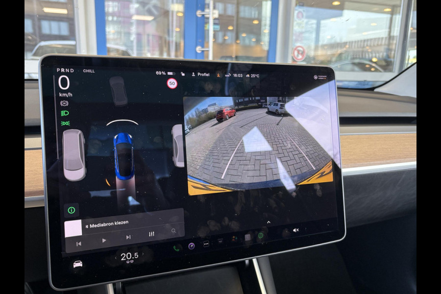 Tesla Model 3 Standard RWD Plus 60 kWh | Autopilot | Panoramadak | Stoelverwarming | BTW AUTO |