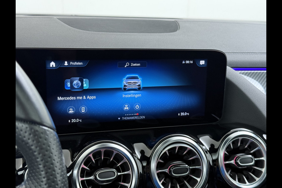 Mercedes-Benz GLA 250e AMG // Trekhaak // Distronic // Headup Display // Memory // 360 Camera // Panoramadak // Leder // 20" LM // Sfeerverlichtin