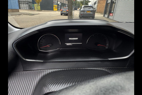 Peugeot 208 1.2 PureTech Pack - Navigatie / Apple CarPlay I Airco I LED I PDC I Sport velgen I Dealer onderhouden