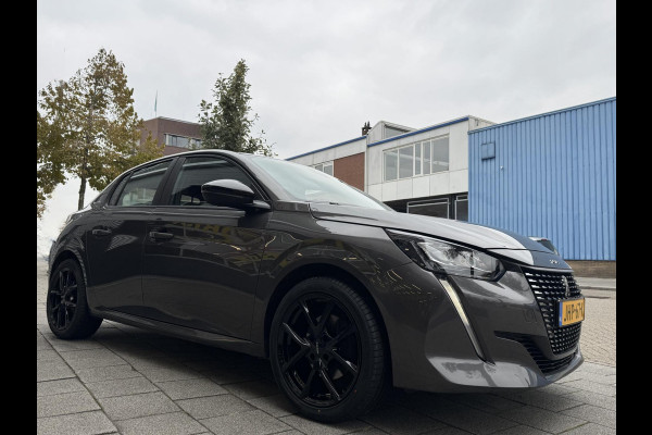 Peugeot 208 1.2 PureTech Pack - Navigatie / Apple CarPlay I Airco I LED I PDC I Sport velgen I Dealer onderhouden