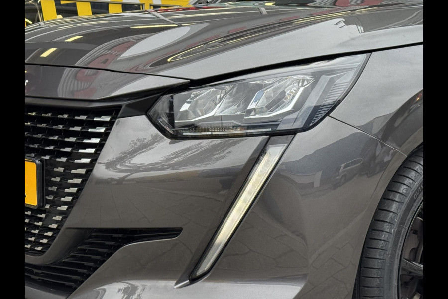 Peugeot 208 1.2 PureTech Pack - Navigatie / Apple CarPlay I Airco I LED I PDC I Sport velgen I Dealer onderhouden