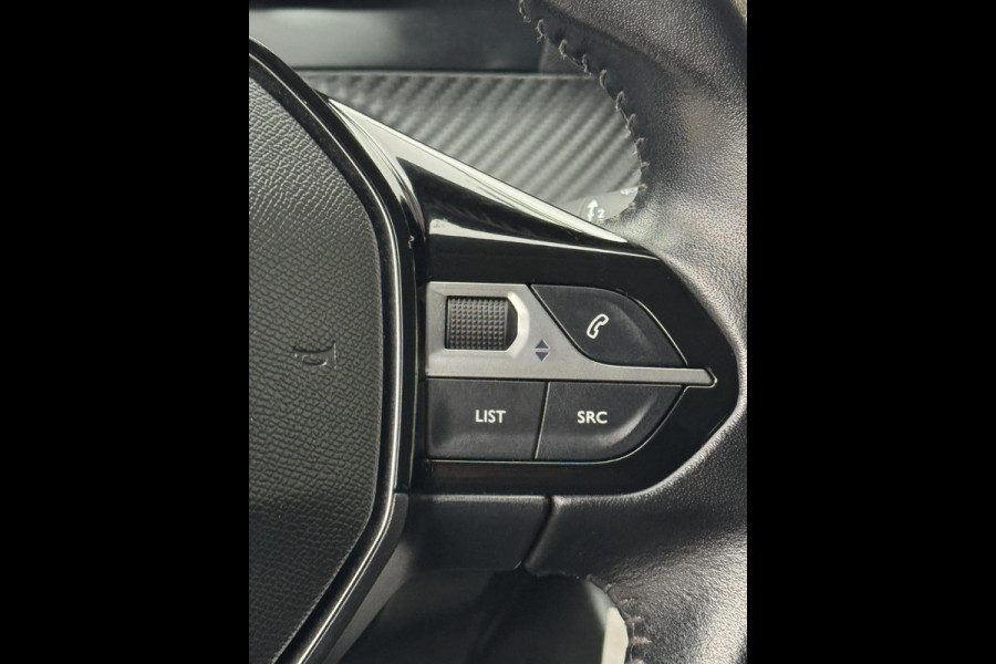 Peugeot 208 1.2 PureTech Pack - Navigatie / Apple CarPlay I Airco I LED I PDC I Sport velgen I Dealer onderhouden