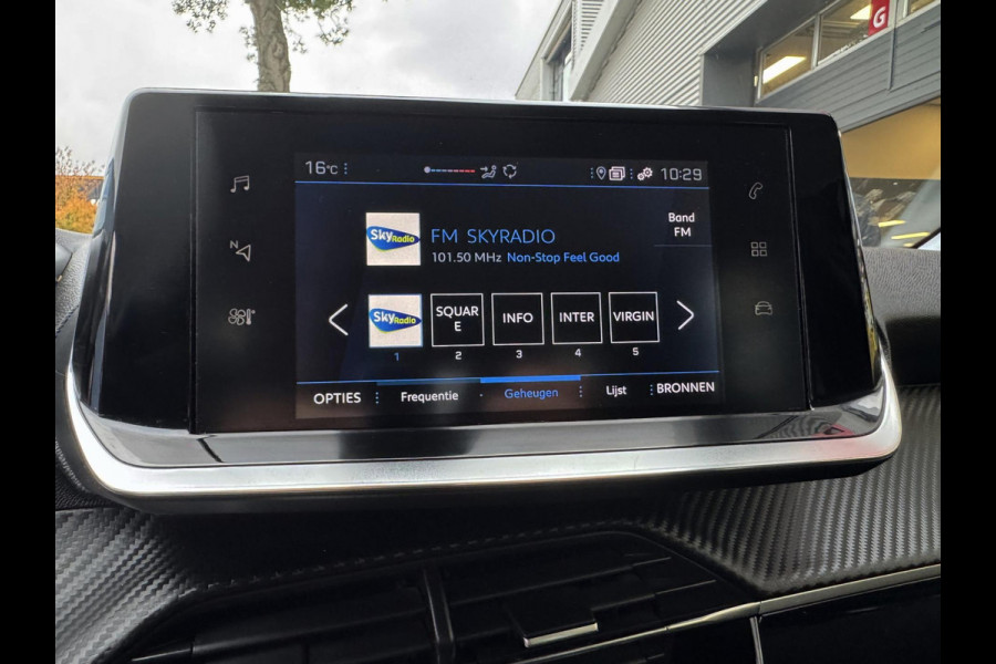 Peugeot 208 1.2 PureTech Pack - Navigatie / Apple CarPlay I Airco I LED I PDC I Sport velgen I Dealer onderhouden