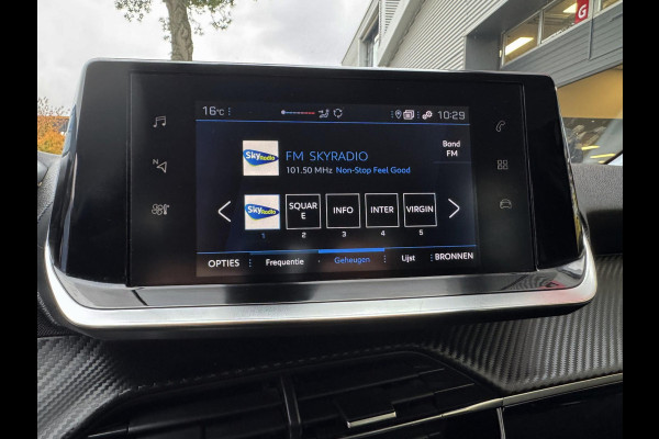 Peugeot 208 1.2 PureTech Pack - Navigatie / Apple CarPlay I Airco I LED I PDC I Sport velgen I Dealer onderhouden