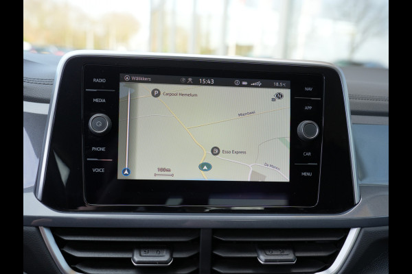 Volkswagen T-Roc 1.0 TSI Style | Trekhaak | Camera | Navigatie |