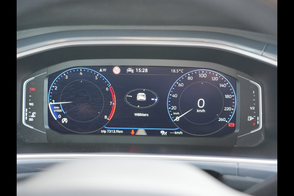 Volkswagen T-Roc 1.0 TSI Style | Trekhaak | Camera | Navigatie |