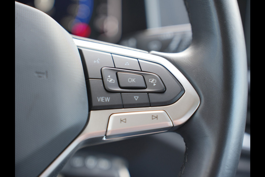 Volkswagen T-Roc 1.0 TSI Style | Trekhaak | Camera | Navigatie |