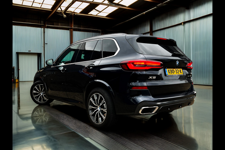 BMW X5 XDrive45e High Executive M-pakket_3d camera_Drive assist