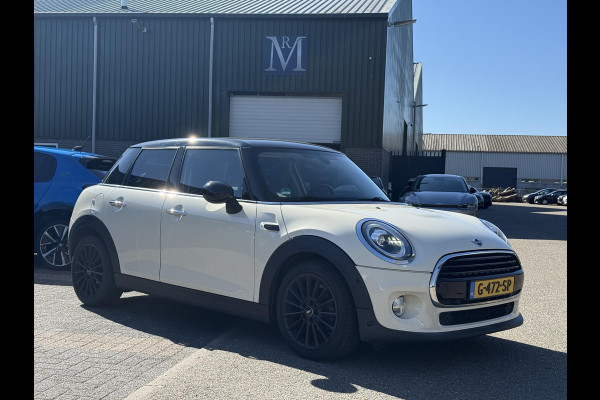 MINI Mini 1.5 Cooper Pepper VAN: 19.400,- VOOR: 17.877,- UW LENTEVOORDEEL: 1.523,- euro SUPER COMPLEET|LED|  STOELVERWARMING| APPLE CARPLAY| PARKEERSENSOREN VOOR + ACHTER| NET ONDERHOUD GEHAD, RIJKLAAR INCL. 12 MND BOVAG GARANTIE|