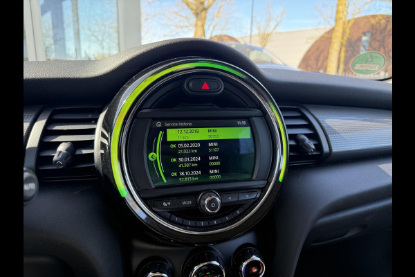 MINI Mini 1.5 Cooper Pepper VAN: 19.400,- VOOR: 17.877,- UW LENTEVOORDEEL: 1.523,- euro SUPER COMPLEET|LED|  STOELVERWARMING| APPLE CARPLAY| PARKEERSENSOREN VOOR + ACHTER| NET ONDERHOUD GEHAD, RIJKLAAR INCL. 12 MND BOVAG GARANTIE|