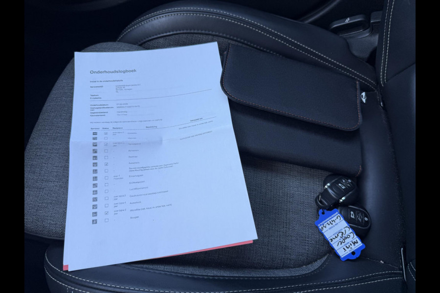 MINI Mini 1.5 Cooper Pepper VAN: 19.400,- VOOR: 17.877,- UW LENTEVOORDEEL: 1.523,- euro SUPER COMPLEET|LED|  STOELVERWARMING| APPLE CARPLAY| PARKEERSENSOREN VOOR + ACHTER| NET ONDERHOUD GEHAD, RIJKLAAR INCL. 12 MND BOVAG GARANTIE|