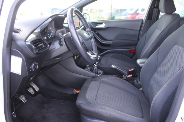 Ford Fiesta 1.0 EcoBoost 100 PK ST-Line | Cruise Control | Climate Control | Voorruitverwarming | DAB | Navigatie | 17 Inch Lichtmetalen Velgen