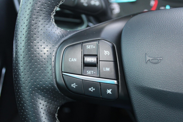 Ford Fiesta 1.0 EcoBoost 100 PK ST-Line | Cruise Control | Climate Control | Voorruitverwarming | DAB | Navigatie | 17 Inch Lichtmetalen Velgen
