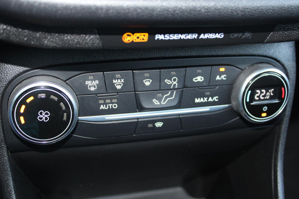 Ford Fiesta 1.0 EcoBoost 100 PK ST-Line | Cruise Control | Climate Control | Voorruitverwarming | DAB | Navigatie | 17 Inch Lichtmetalen Velgen
