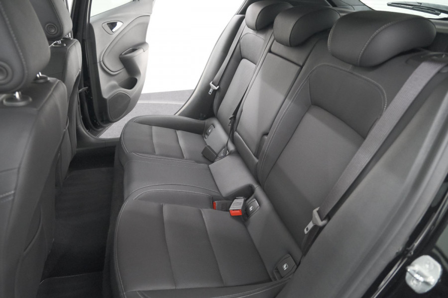 Opel Astra 130 Business Elegance | Schuif-/Kanteldak | Camera | Stoelventilatie | Leder Pakket