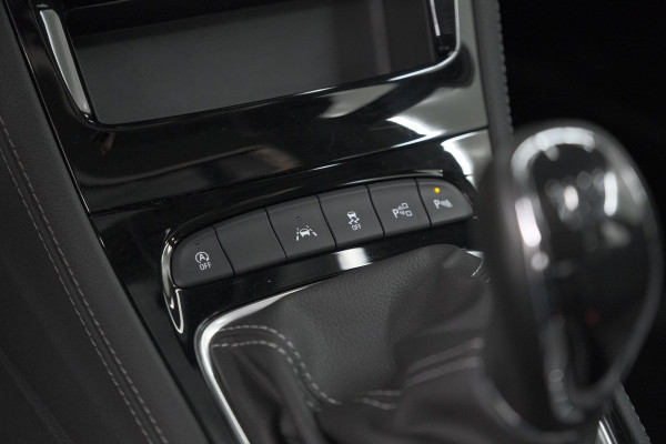 Opel Astra 130 Business Elegance | Schuif-/Kanteldak | Camera | Stoelventilatie | Leder Pakket