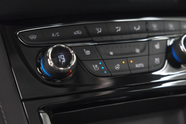 Opel Astra 130 Business Elegance | Schuif-/Kanteldak | Camera | Stoelventilatie | Leder Pakket