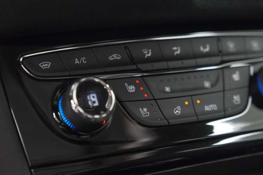 Opel Astra 130 Business Elegance | Schuif-/Kanteldak | Camera | Stoelventilatie | Leder Pakket