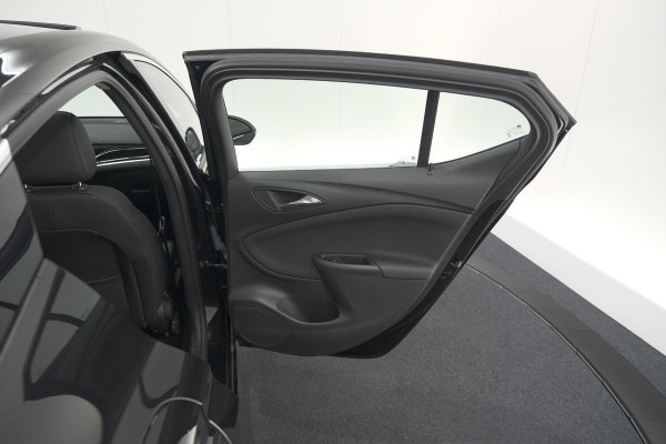 Opel Astra 130 Business Elegance | Schuif-/Kanteldak | Camera | Stoelventilatie | Leder Pakket