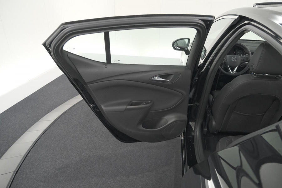 Opel Astra 130 Business Elegance | Schuif-/Kanteldak | Camera | Stoelventilatie | Leder Pakket