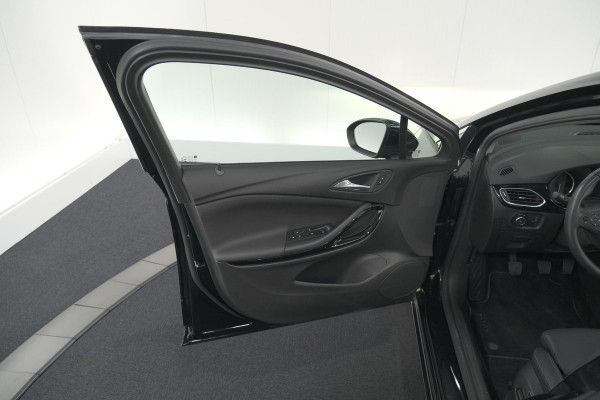 Opel Astra 130 Business Elegance | Schuif-/Kanteldak | Camera | Stoelventilatie | Leder Pakket