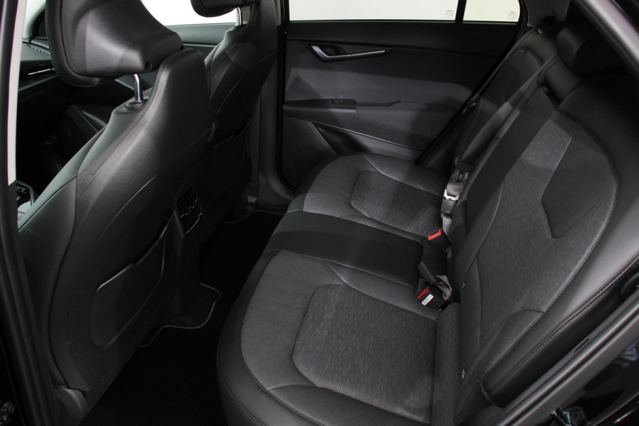 Kia Niro EV DynamicPlusLine 64.8 kWh Nieuw Model! | Navigatie | Half Leder | Schuif-kantel dak | Elektrisch bedienbare achterklep | DAB | Led | Camera