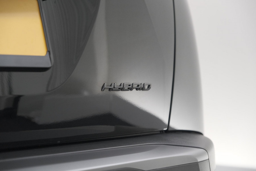 Peugeot 2008 1.2 Hybrid 136 Style | Apple Carplay | Parkeersensoren | Climate control