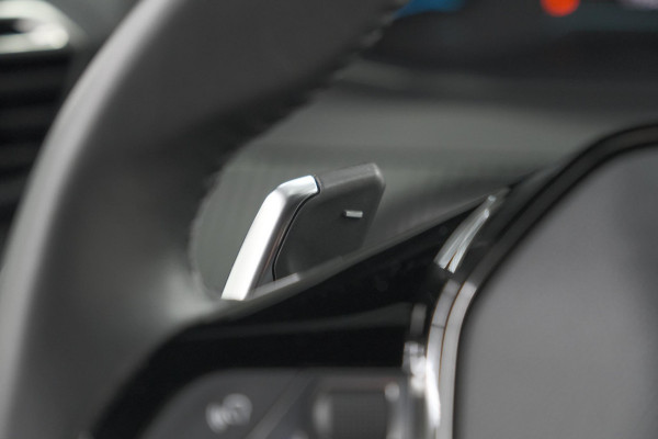 Peugeot 2008 1.2 Hybrid 136 Style | Apple Carplay | Parkeersensoren | Climate control